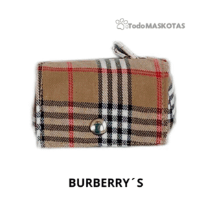 Bolsa de burberry con estampado de tartán clásica y cierre metálico.