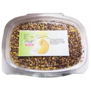 Yema decorativa en envase plástico con diseño de pollito amarillo, ideal para repostería infantil y cupcakes.