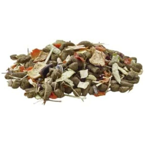 Pellets de comida para mascotas con ingredientes naturales y nutritivos.