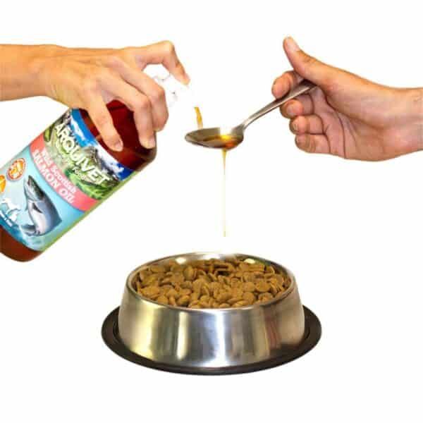 Aceite de atún para perros, alimento natural para mascotas, comida saludable y nutritiva.