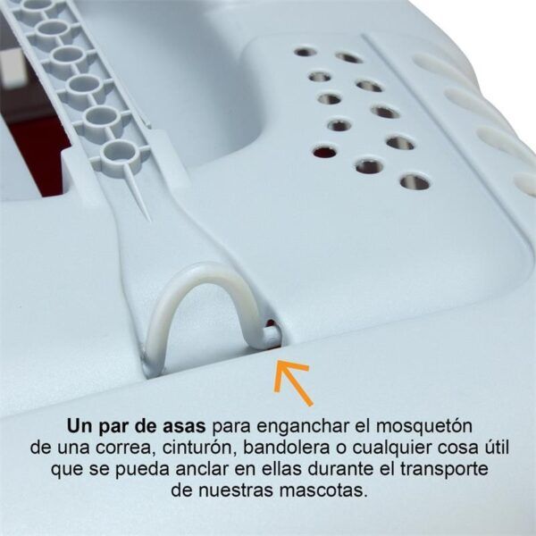 Mosquetero para colgar accesorios en transportines de mascotas.