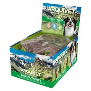 Bonitos premios dentales para perros en caja con montaña y naturaleza.
