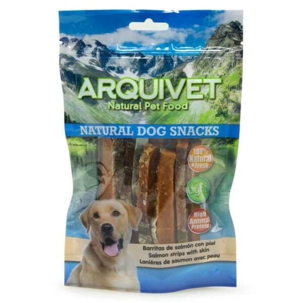 Arquit Natural Pet Food snacks para perros con salmón en piel.