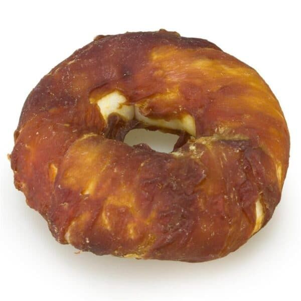 Donut con glaseado de caramelo, imagen en fondo blanco.