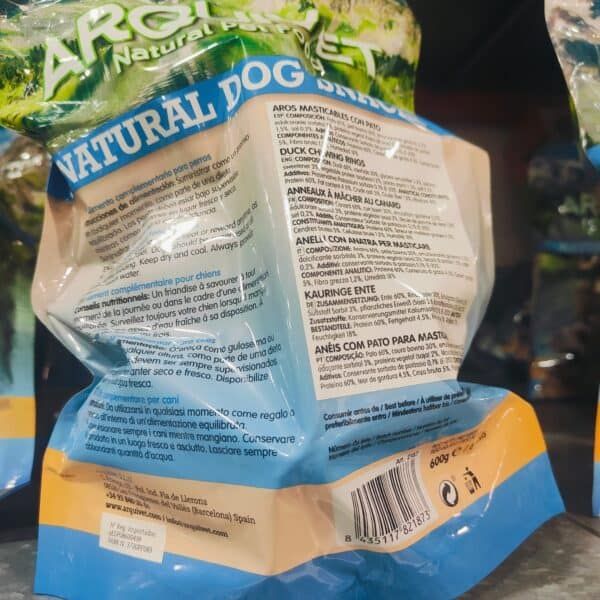 Doypack de comedero natural para perros con ingredientes de alta calidad y fácil conservación.