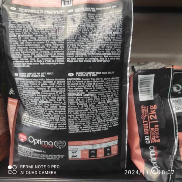 Bolt image, employee, and customer on 2024-11-05 at 10:07 in Madrid, Spain.