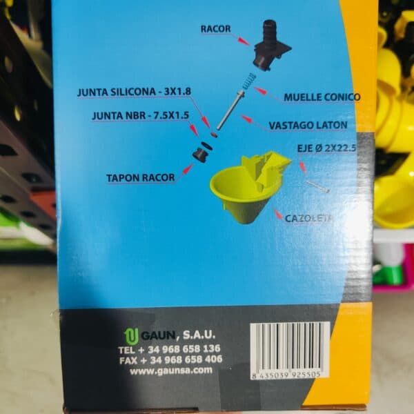 Racor y accesorio de plomería en kit de montaje para grifería.