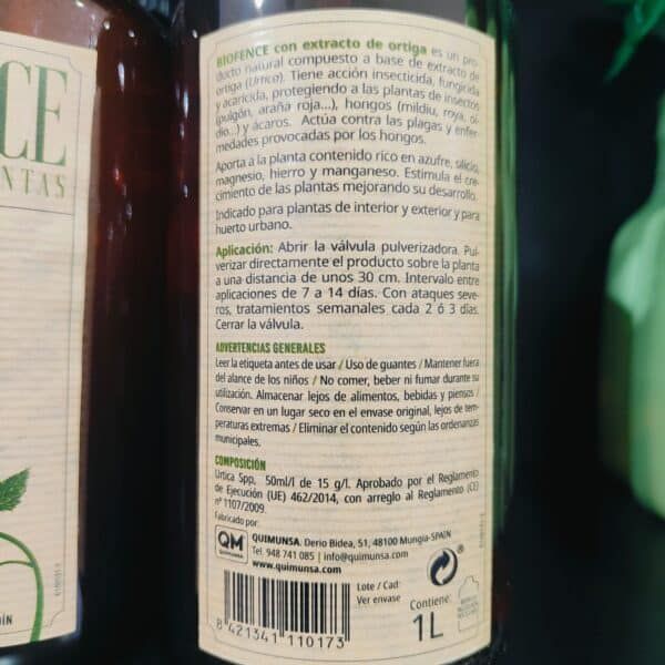 Biofungicida extracto de ortiga para plantas, protección contra hongos y plagas, uso interior y exterior.