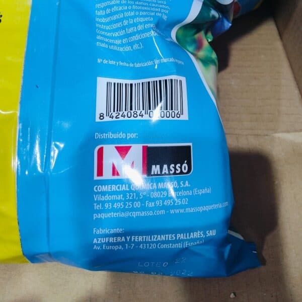 Saco de fertilizantes y abono con etiqueta de distribución y fabricación, indicado para tienda online TodoMASKOTAS.