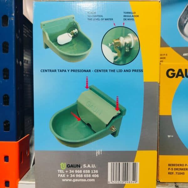 Esquina de control de nivel de agua para grifos, con tapa central y regulador de nivel. Ideal para fontanería y sistemas de agua.