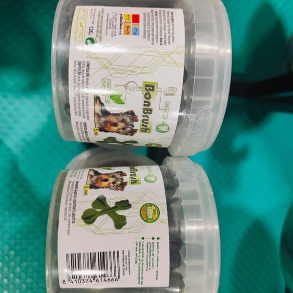 BonBunYah premios para perros y gatos, snack natural para mascotas, en envase de plástico compacto.