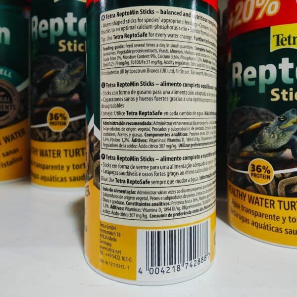 Tetra ReptoMini Stick – alimento completo para tortugas acuáticas saludables y fuertes.
