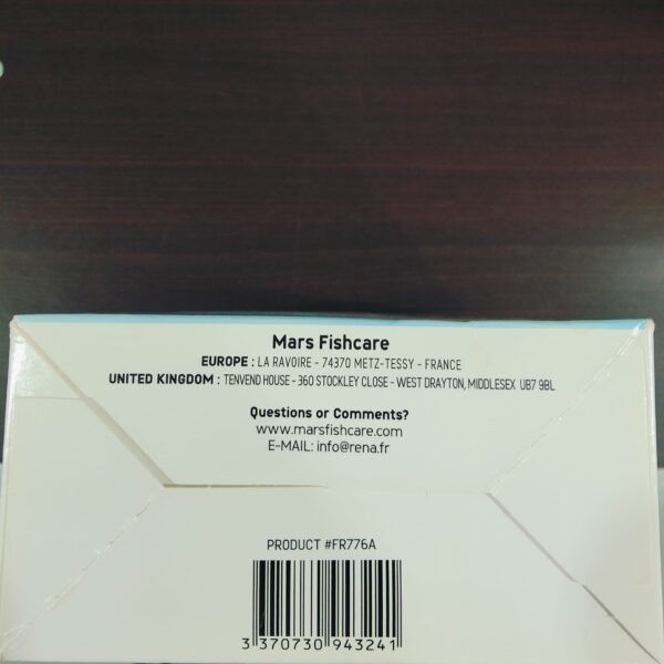 Cajita de producto con información de contacto y código de barras para artículos de mascotas.