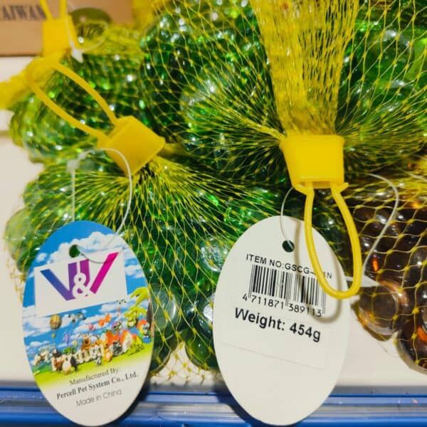 Colgantes de pelotas de tenis con caja de almacenaje, ideales para mascotas y entrenamiento.