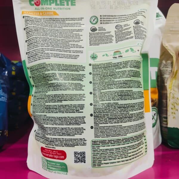 Cuidado de mascotas, alimento para hamster y conejillo de indias, nutrición completa para roedores.