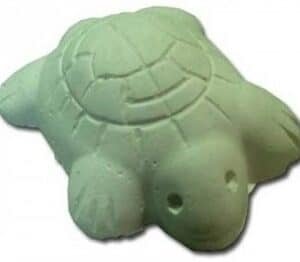 Divertido erizo de esponja de colores para baño y juego, ideal para niños.