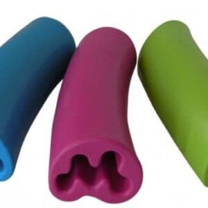 Coloridos moldes de silicona para decorar postres y hornear.