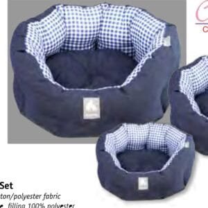 Cama para mascotas en forma de bota, comodidad y durabilidad para perros pequeños.