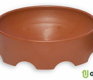 Maceta de plástico para jardinería, color terracota, ideal para plantas y decoración.