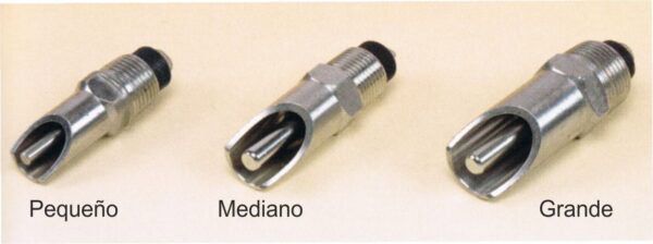 Conectores de reparación de mangueras de gasolina en diferentes tamaños.