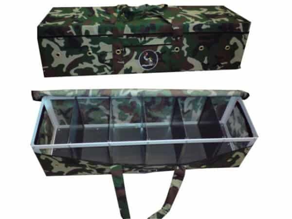 Resbaladiza caja de almacenamiento en camuflaje con asas para transporte.