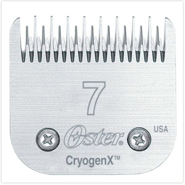 Navaja de recambio para cortapelos Oster CryogenX 7 F, precisión y calidad en afilado, ideal para cortar cabello y barba.
