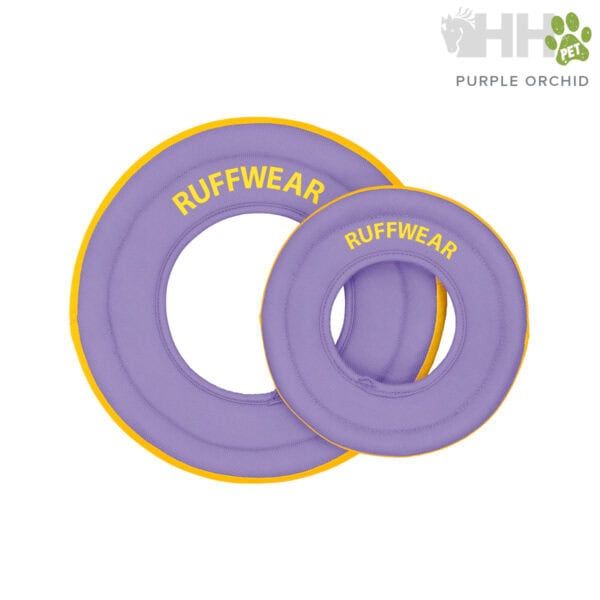 Tonos morados con borde amarillo, accesorios Ruffwear para perros.