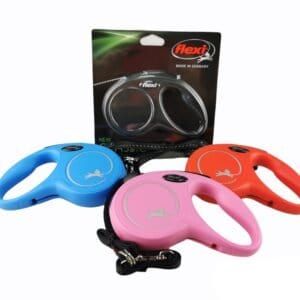 Correa extensible para perros medianos y grandes, control y libertad.
