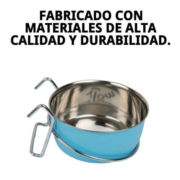Tenedor para mascotas con material inoxidable duradero y gancho de agarre. Ideal para comida en exteriores.